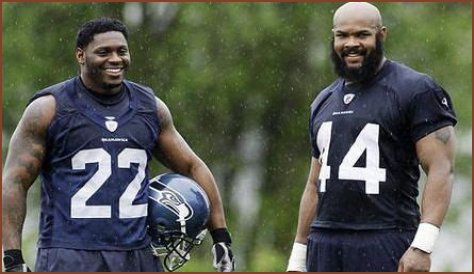 Who is T.J. Duckett dating? T.J. Duckett girlfriend, wife